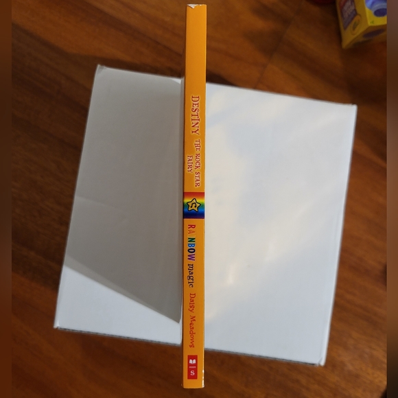 Rainbow Magic Special Edition Destiny the Rock Star Fairy - Picture 3 of 4